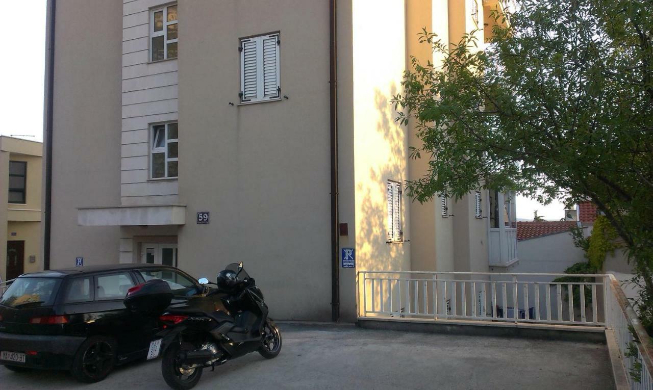 Apartment Viki Makarská Exteriér fotografie